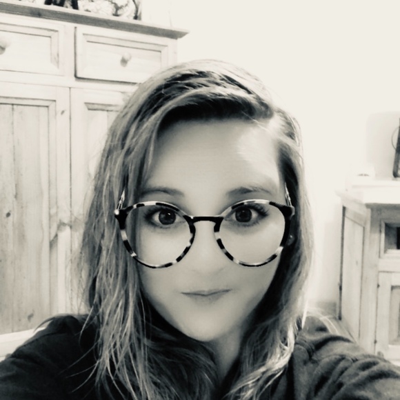 Meet your Posher, Posh - Picture 1 of 1